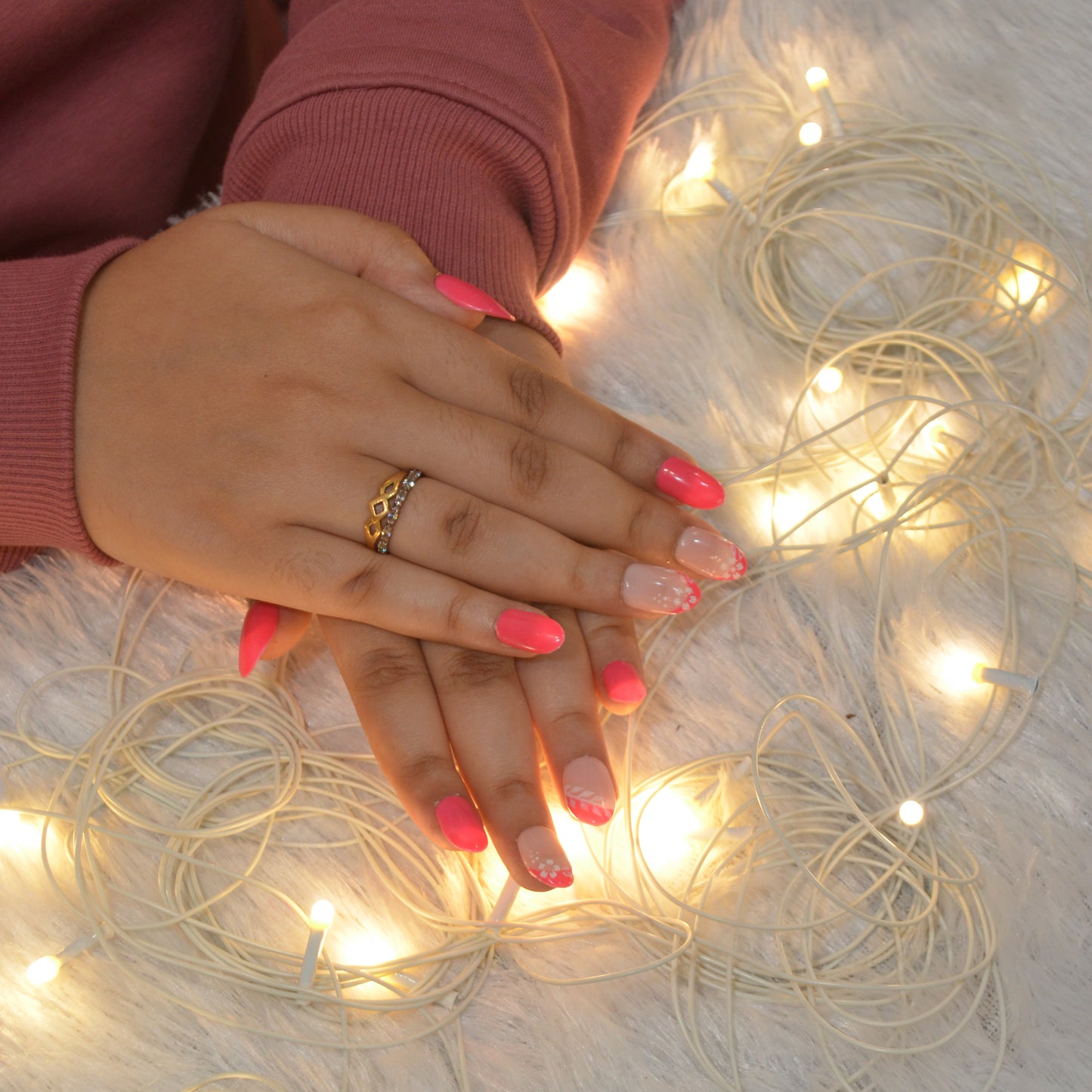 Floral Frost Silicone Press-On Nails