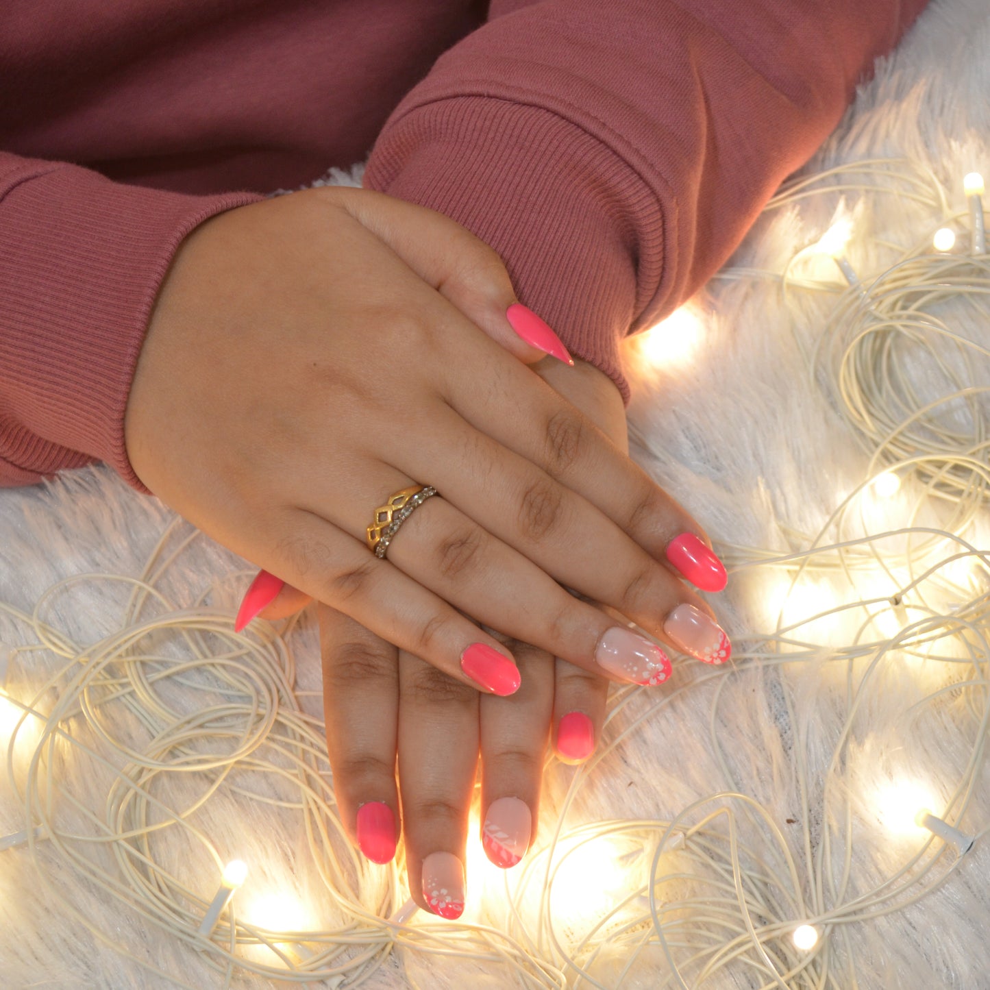 Floral Frost Silicone Press-On Nails