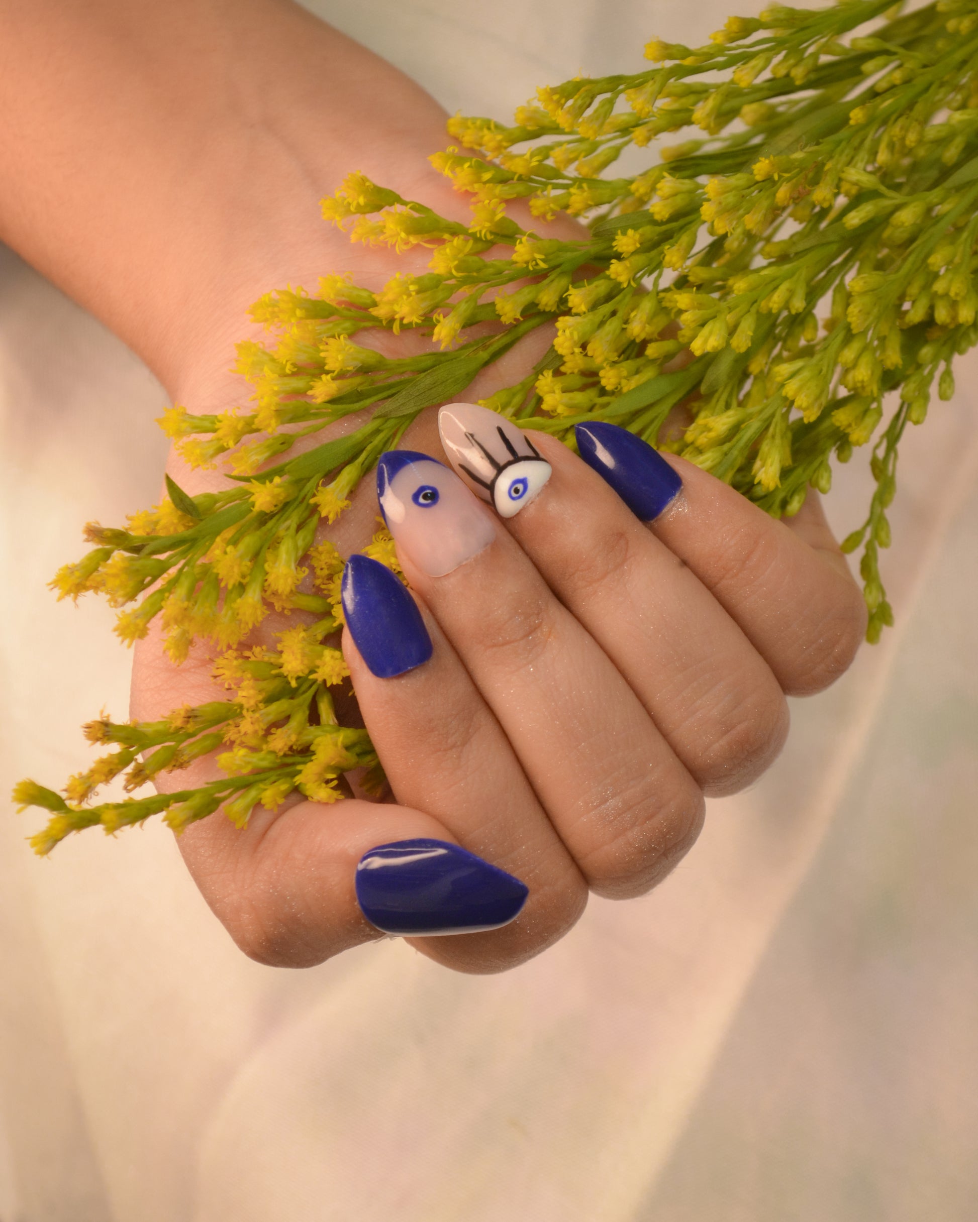 Evil Eye Silicone Press-On Nails Twinkle Touch