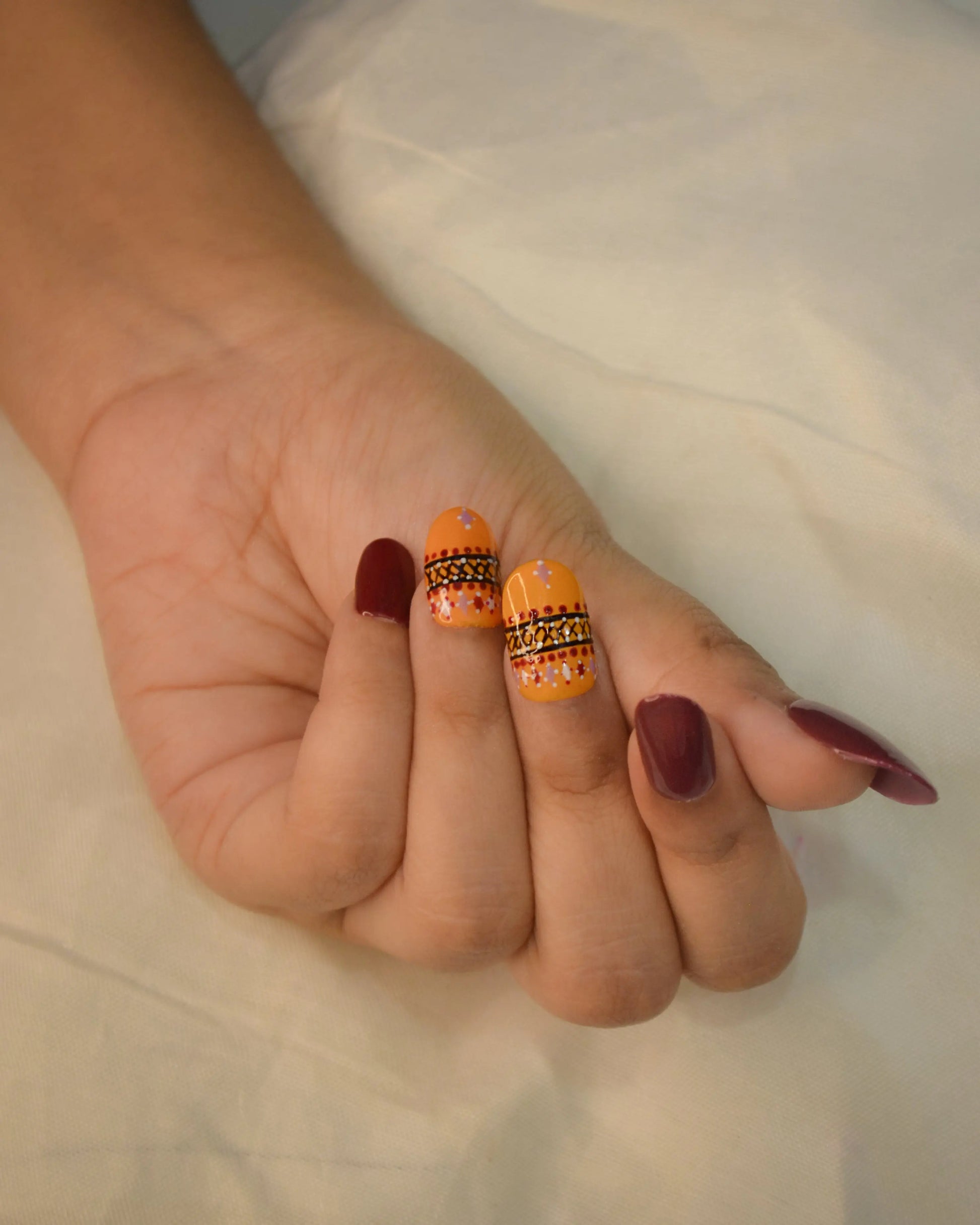 Garba Night Orange and Maroon Silicone Press-On Nails Twinkle Touch