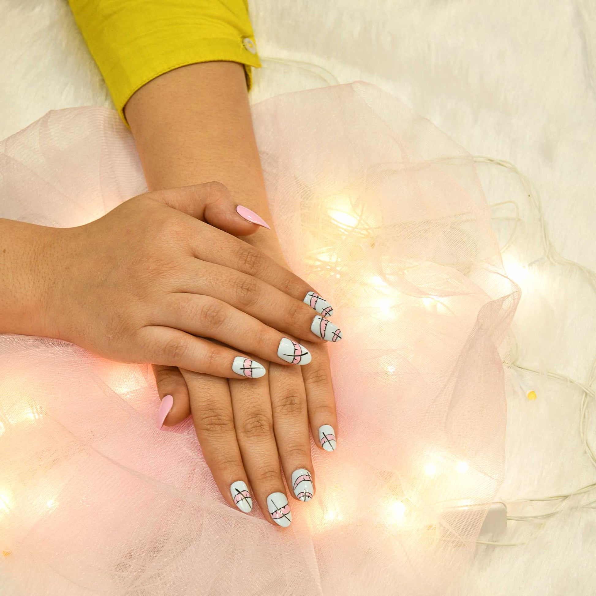 Twinkle Touch Press-On Nails