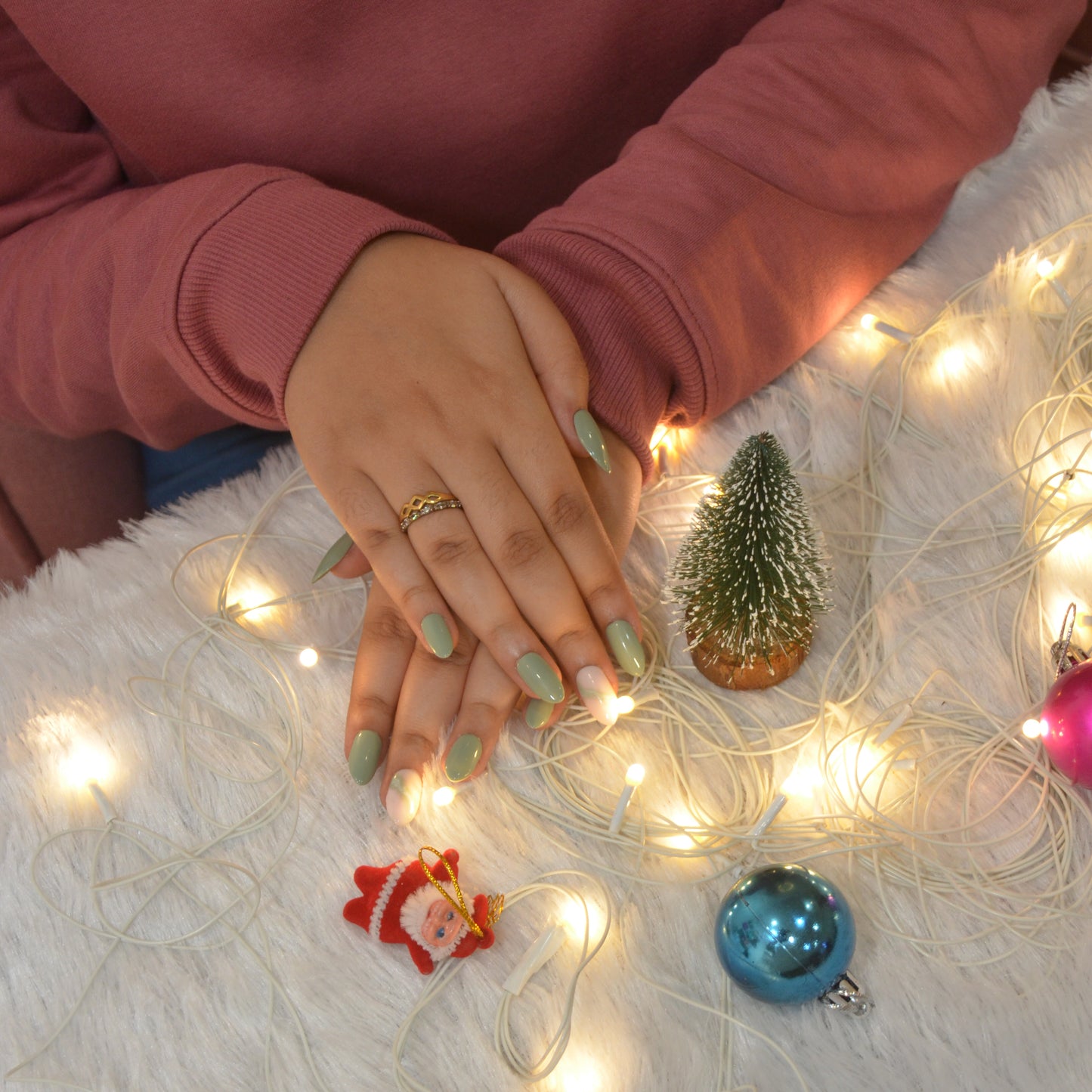 Soothing Hue Silicone Press-On Nails