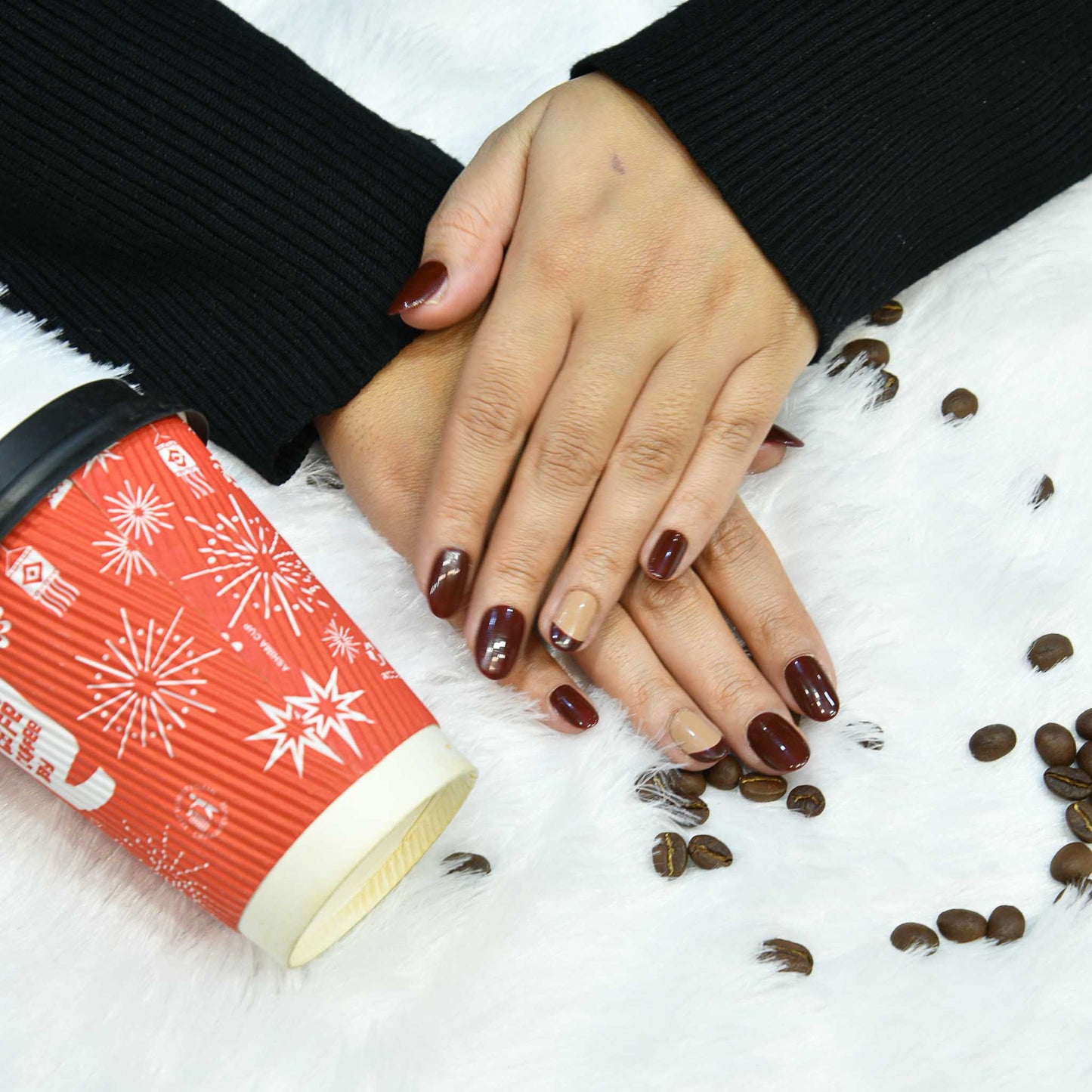 Café Split Silicone Press-On Nails