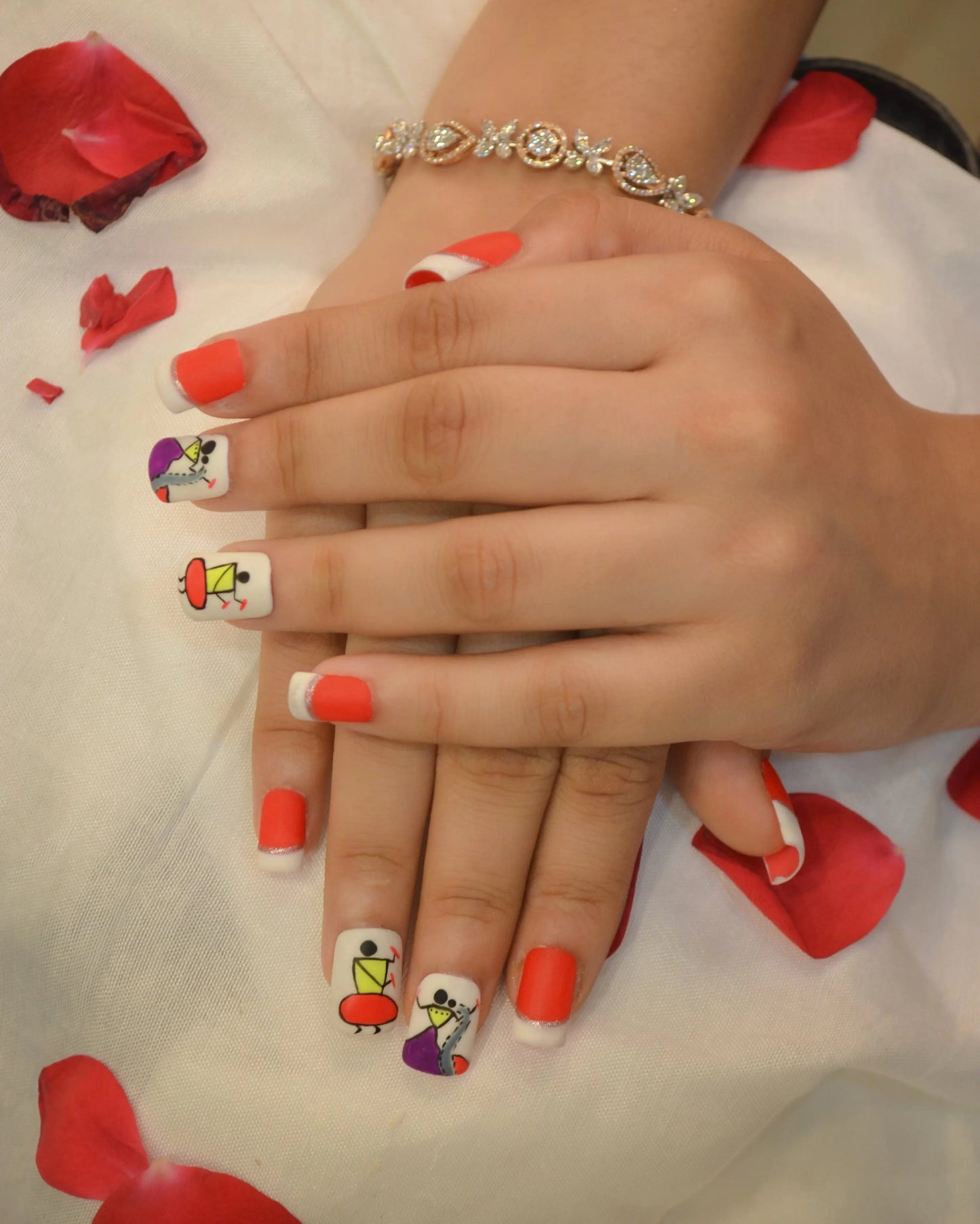 Dandiya Special White And Orange Silicone Press-On Nails Twinkle Touch