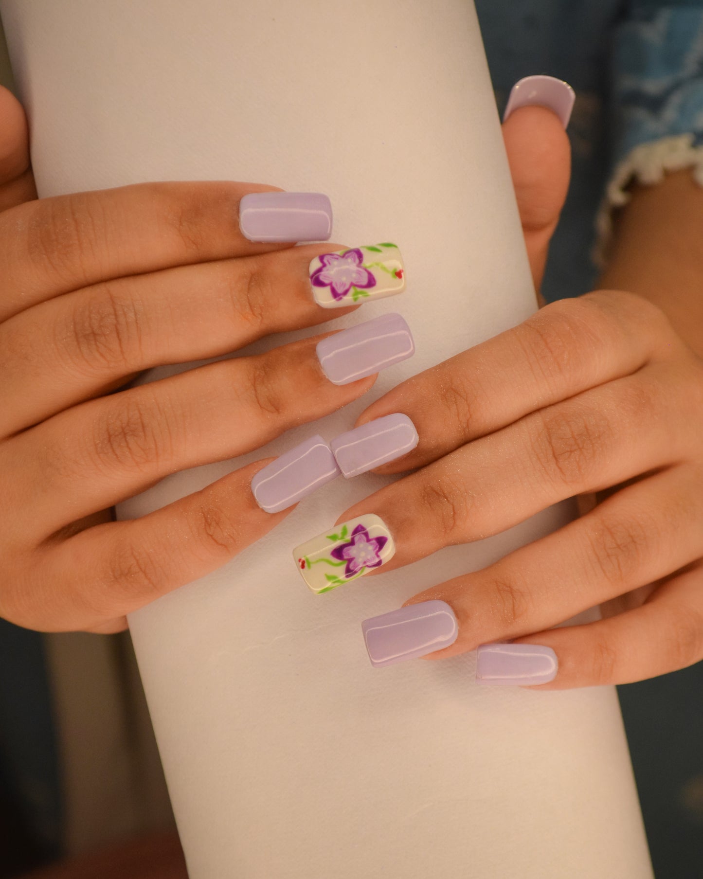 Twinkle touch press-on nails