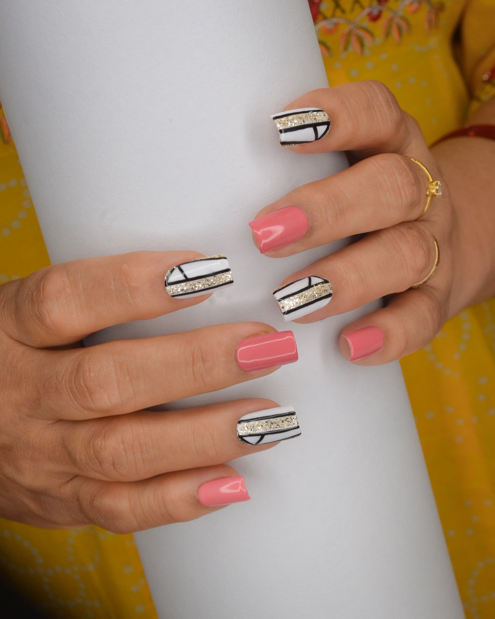 Twinkle Touch Press-On Nails 